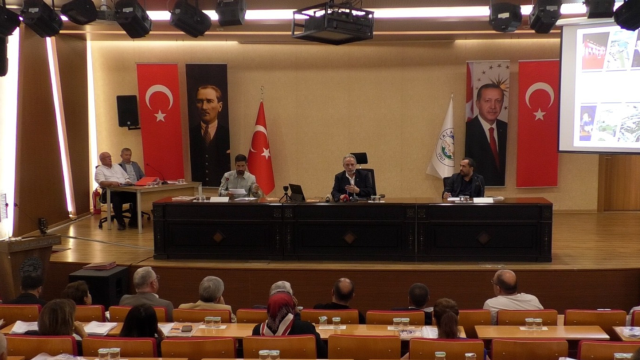 Talas Belediyesi'nde meclis toplantısı gerçekleştirildi
