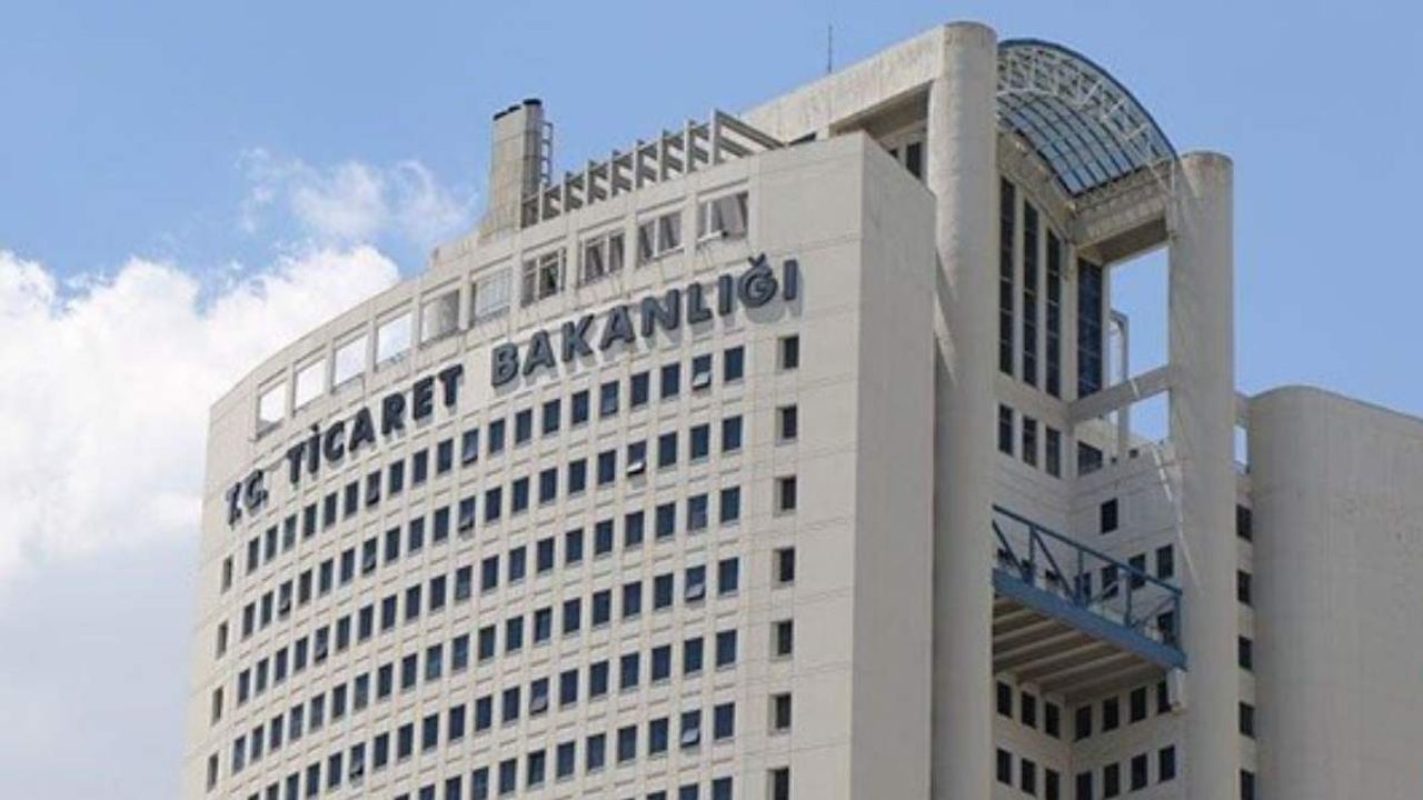 Raflardan toplanmaya başlandı: Ticaret Bakanlığı iki lavabo açıcıyı yasakladı!