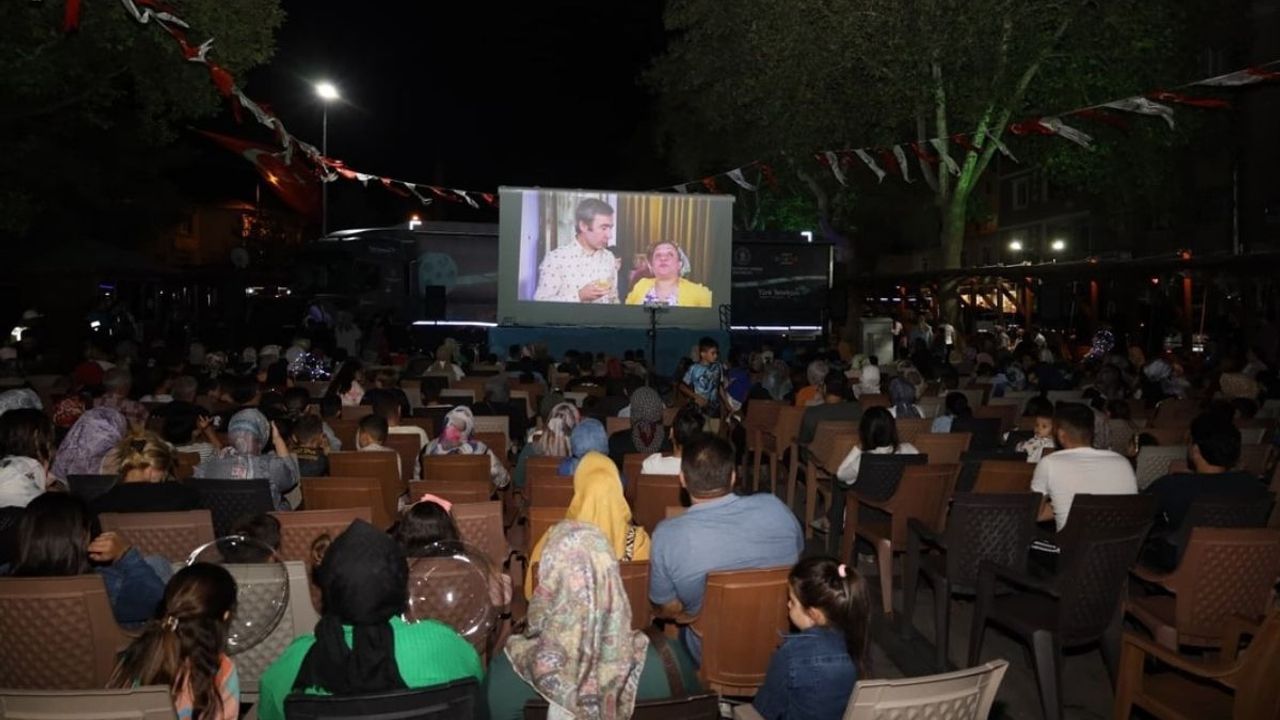 Yahyalı Meydanı doldu taştı