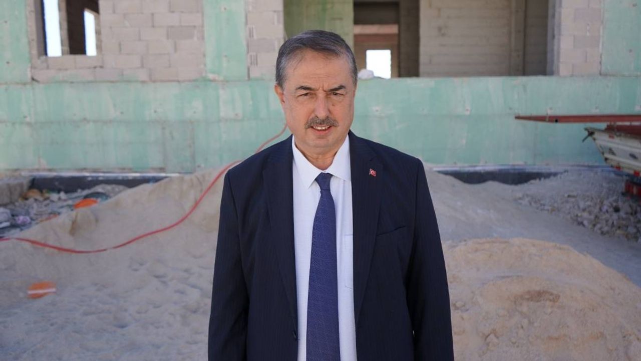 ‘’Yeşilhisar bir turizm ve tarım ilçesidir’’