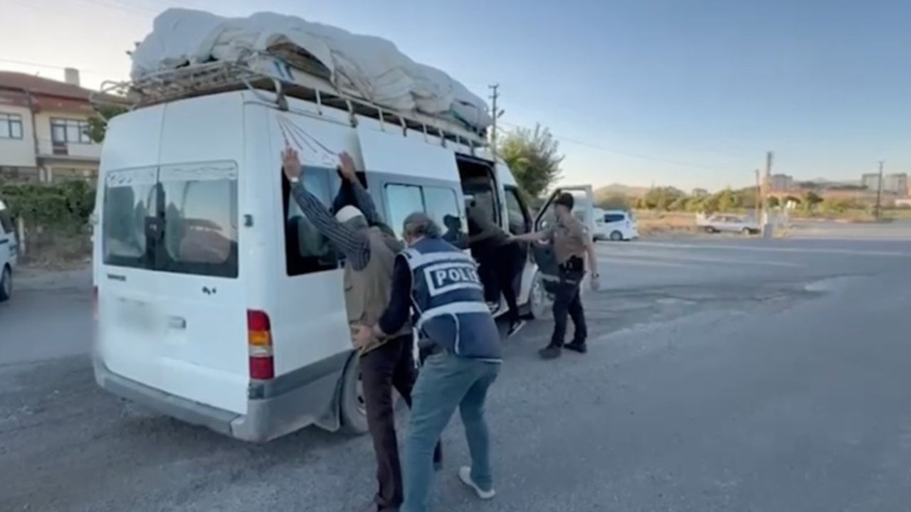 22 yıldır firari olan katil zanlısı İncesu’da sahte kimlikle yakalandı.