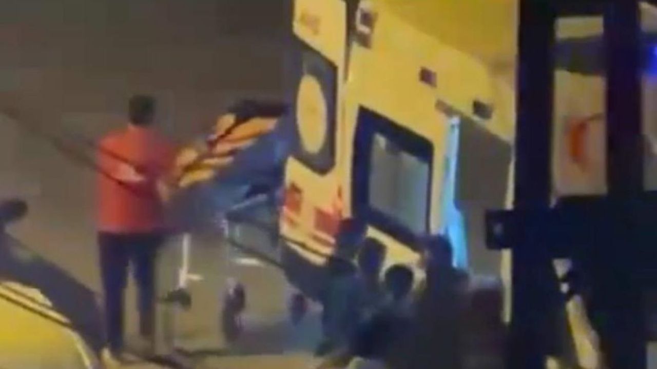 Adana’da iki motosiklet kafa kafaya çarpıştı: 2 kişi yaralandı!