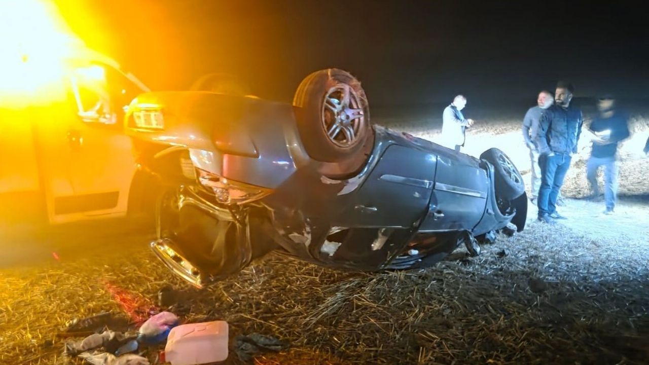 Traktöre çarpmamak için takla attı: 2 yaralı