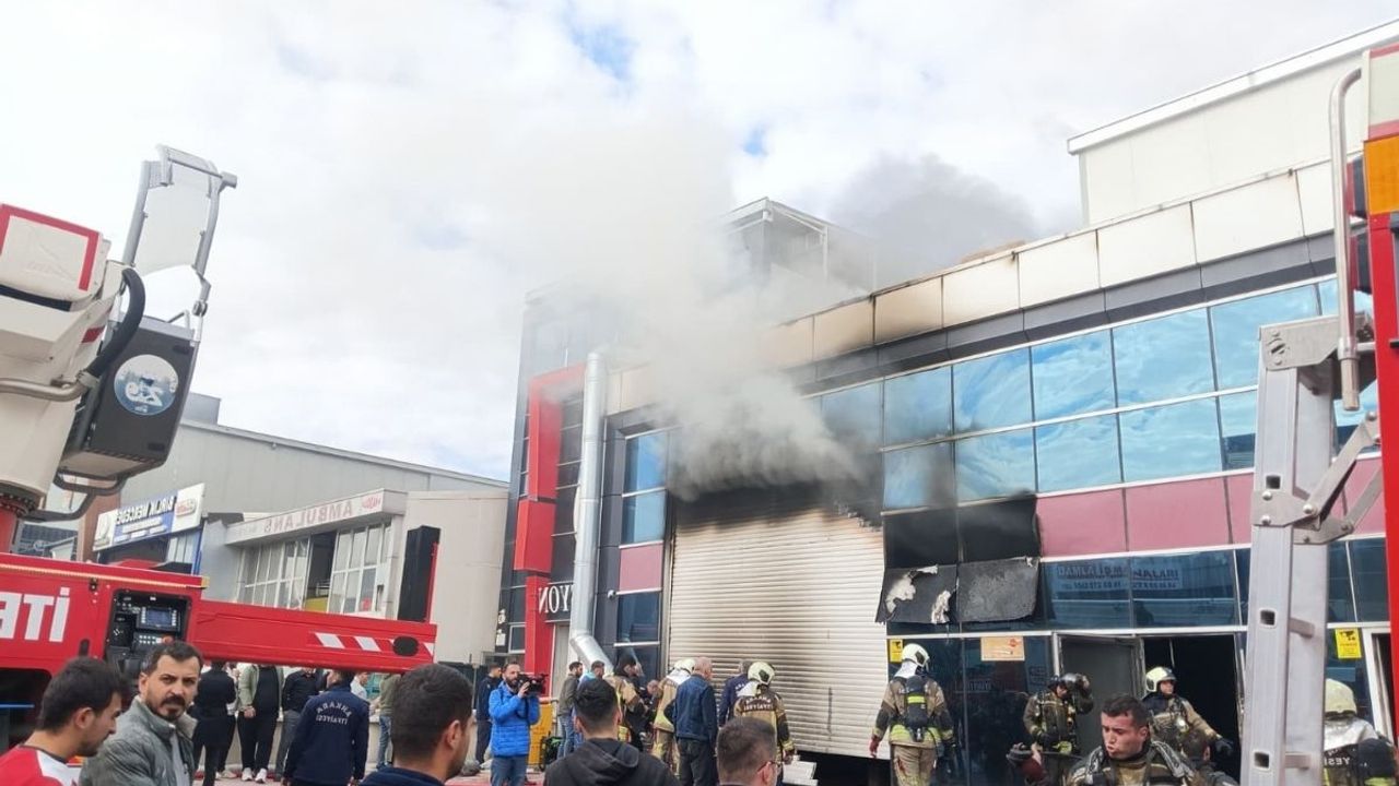 Ankara Ostim OSB'de korkutan yangın
