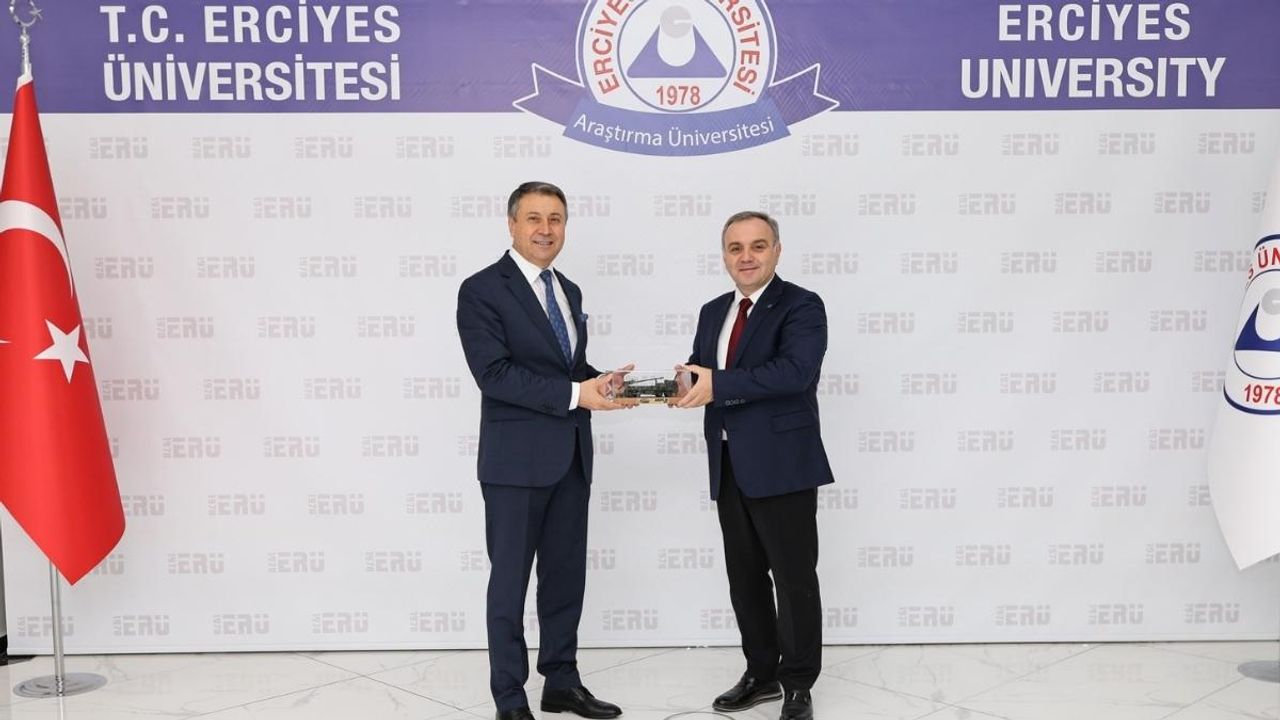 Savunma Sanayiinde sürdürülebilirlik: ASFALT Genel Müdürü İlbaş Erciyes Üniversitesi'nde!