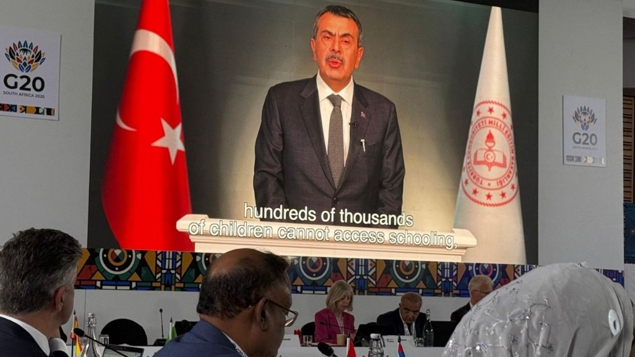 Bakan Tekin: Çocuklarımız güvendeyse geleceğimiz güvendedir
