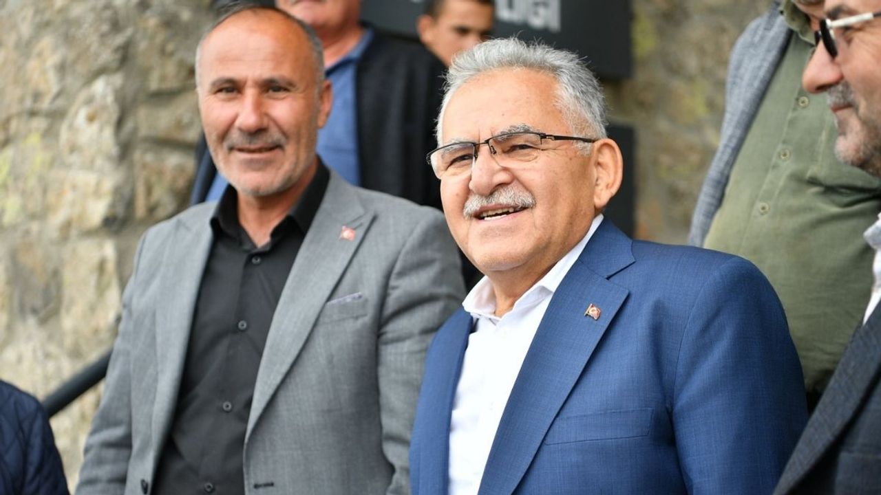 Başkan Büyükkılıç’tan Talas çıkarması: ‘Hemşehrilerimiz için gece gündüz çalışıyoruz’
