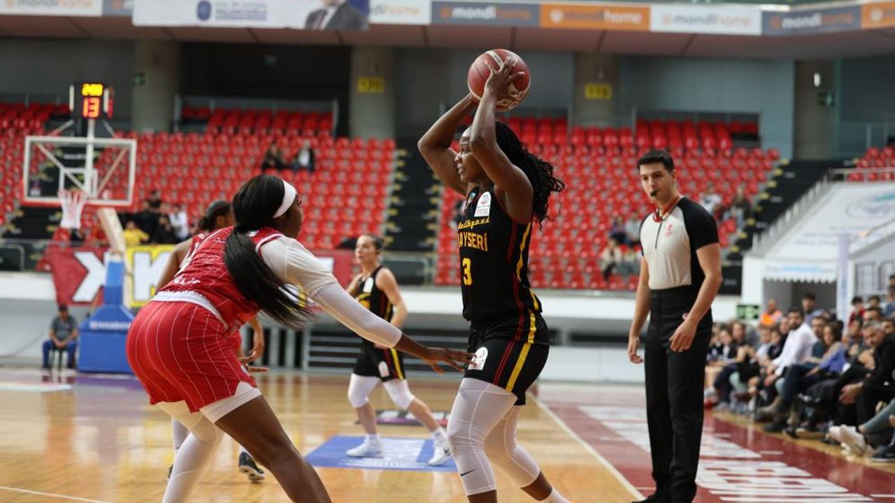 Melikgazi Kayseri basketbol evinde BOTAŞ’a mağlup oldu