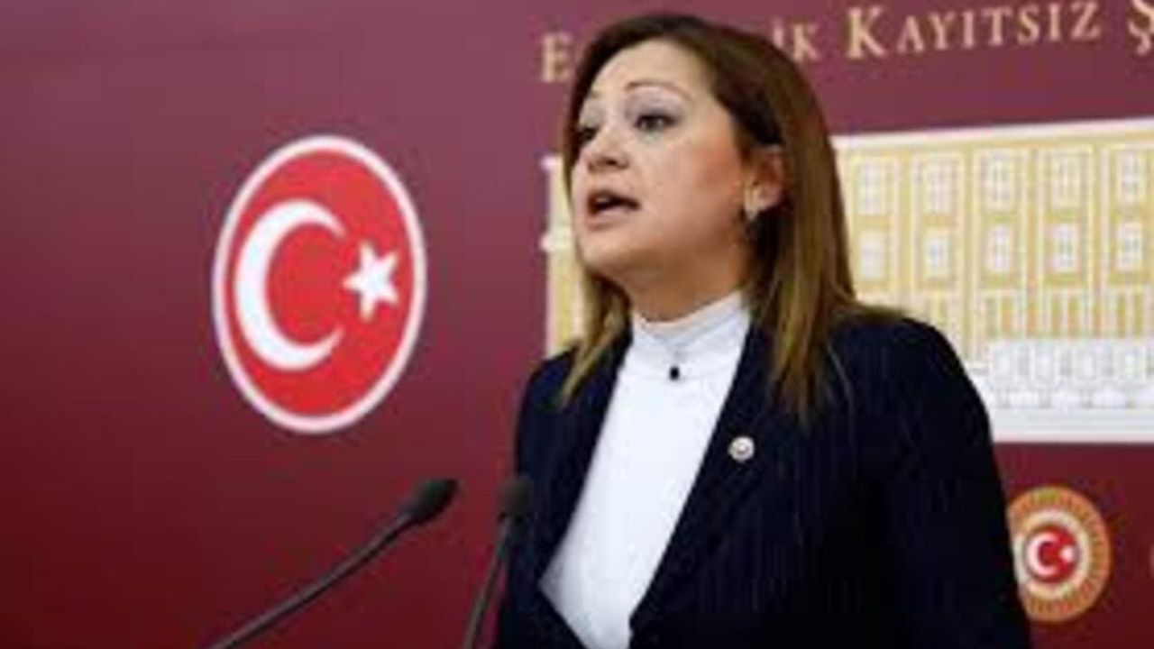 AK Parti'ye geçeceği konuşulan Burcu Köksal'dan ilk açıklama