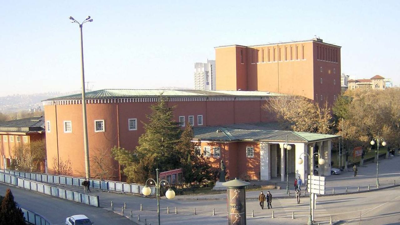 Devlet Opera ve Balesi 32 sözleşmeli personel alımı yapacak!