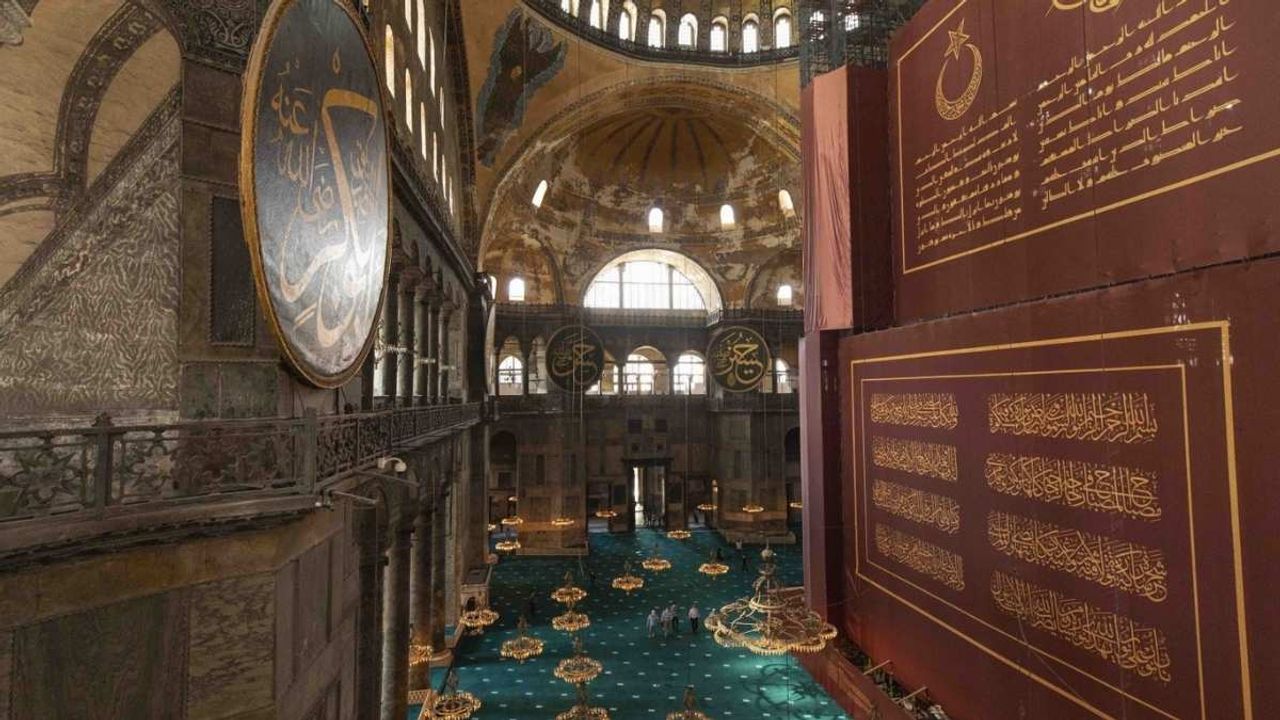 Dünya Mirası Ayasofya’da kundaklama teşebbüsü: İfadesi hayrete düşürdü