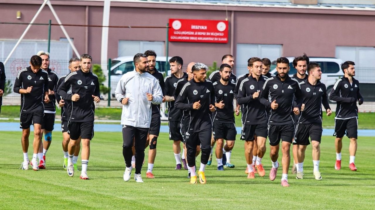 Erciyes 38 FK Malatya Yeşilyurtspor maçı hazırlıklarını sürdürdü