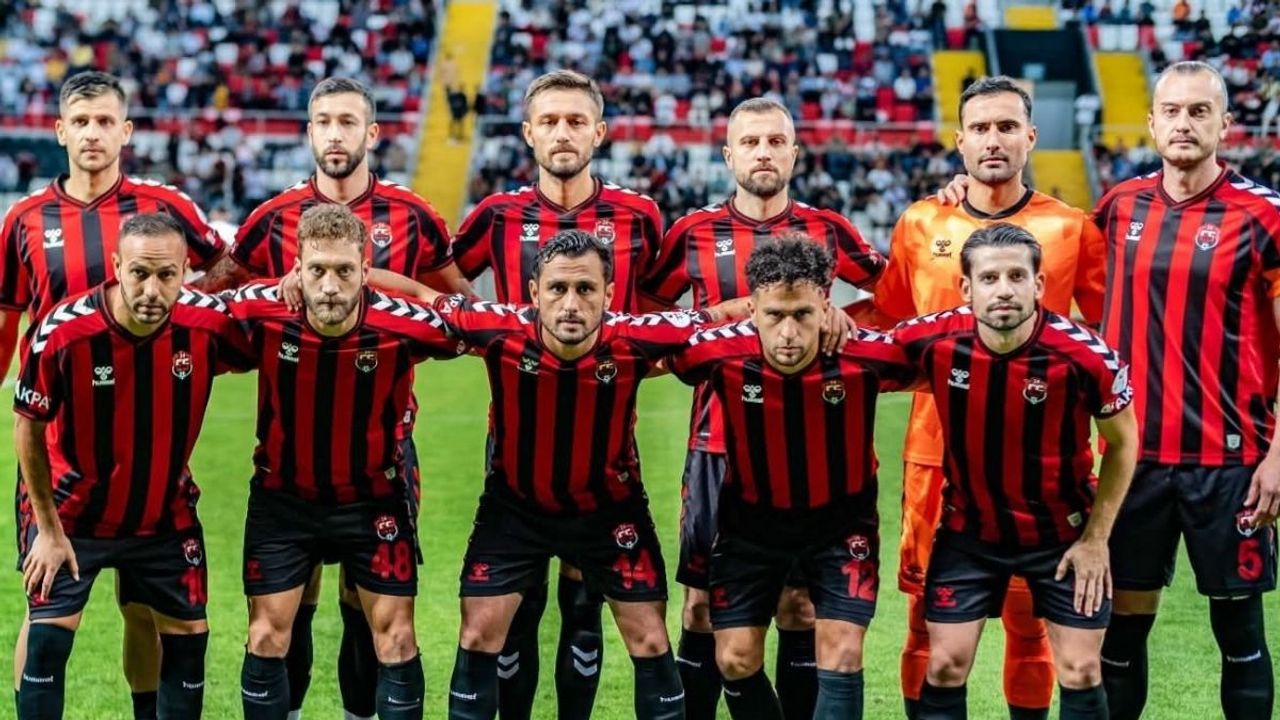 24 Erzincanspor futbolcuları isyan etti! ‘’Paramızı ödemiyorlar’’