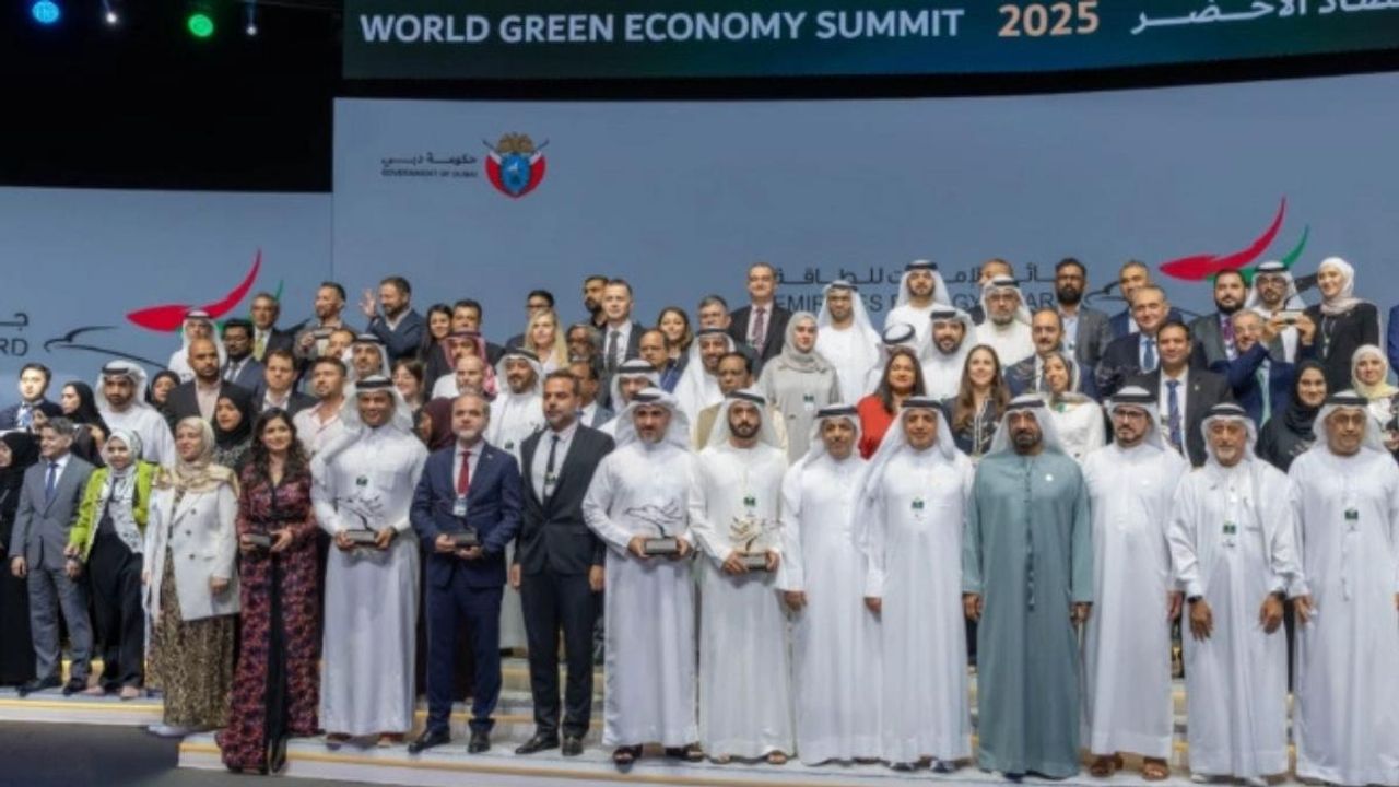 Enerji Bakanlığı ve TEİAŞ’a Dubai’den Çifte Ödül!