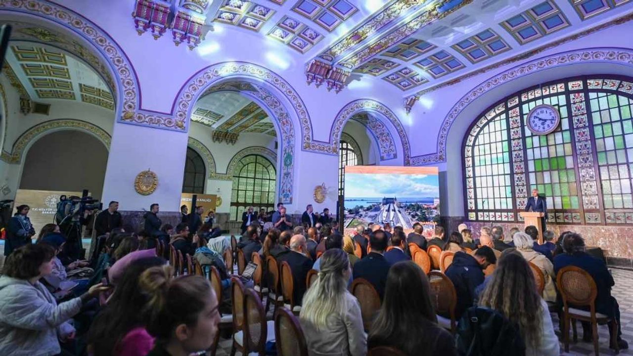 Kültür ve Sanatın yeni kalbi: Haydarpaşa ve Sirkeci Garları yeniden hayat buluyor!