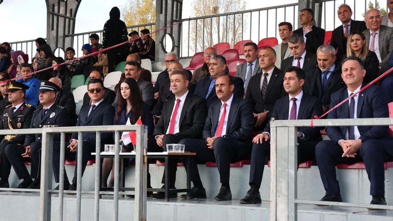 İncesu’da 29 Ekim coşkusu: Cumhuriyetin 102. yılı kutlandı