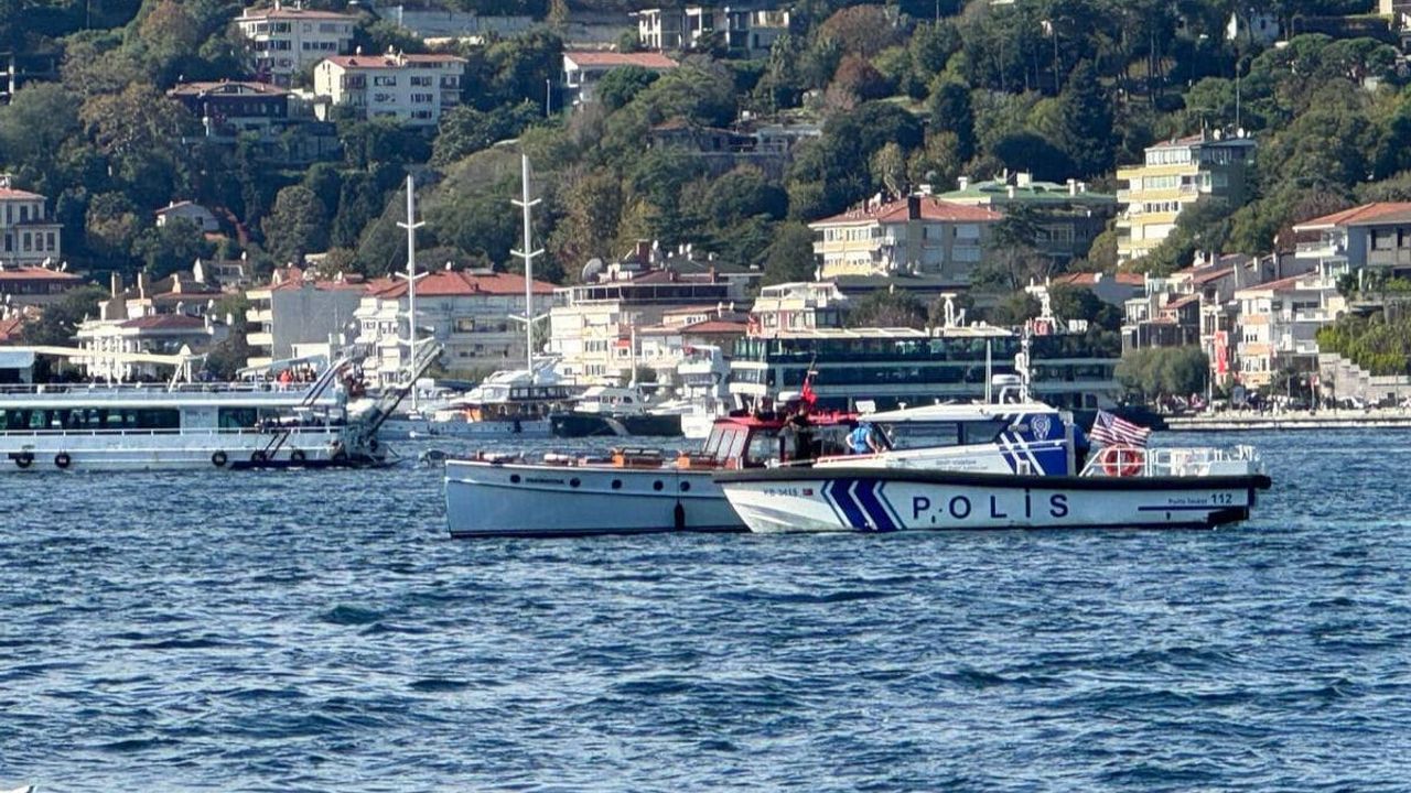 İstanbul boğazında can pazarı! Tekne ile kano çarpıştı