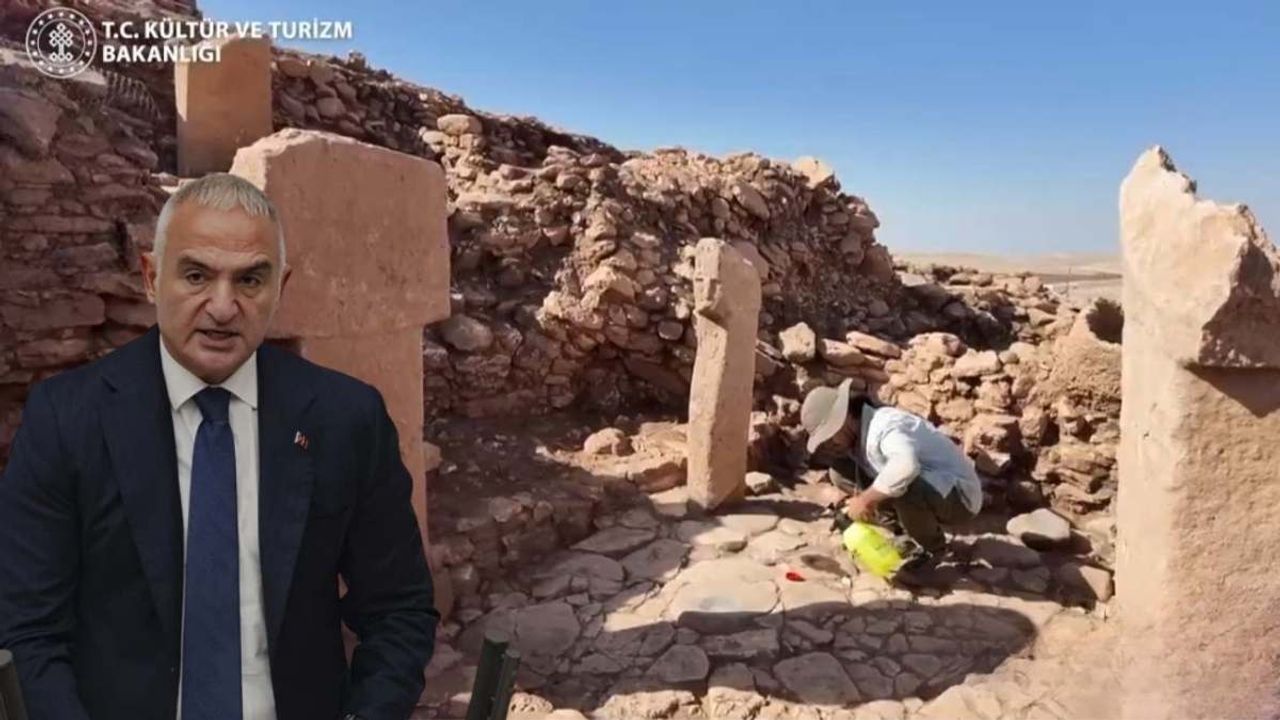 Karahantepe’de 12 bin yıllık sır: İnsan yüzü betimli dikilitaş bulundu!
