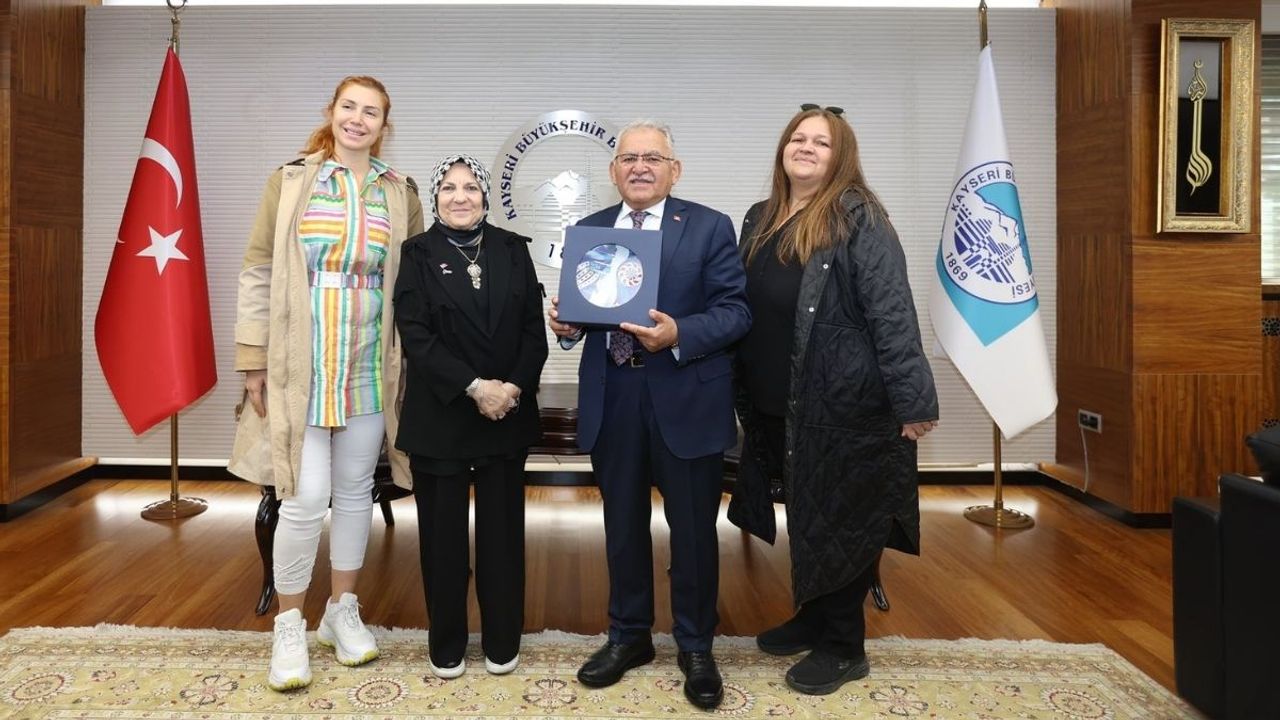 Büyükkılıç: ‘Ortak akıl ve istişareyle Kayseri’ye hizmet etmeye devam ediyoruz’