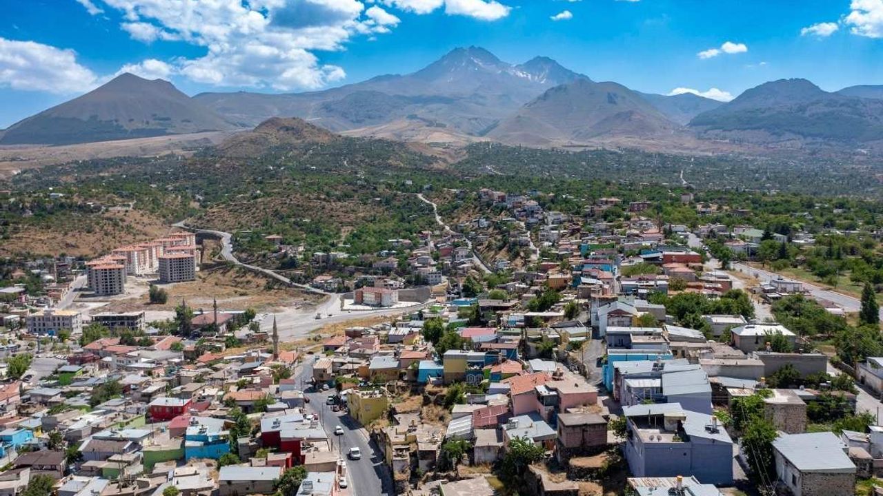 Kayseri'de Hacılarlı FETÖ üyesi yakalandı