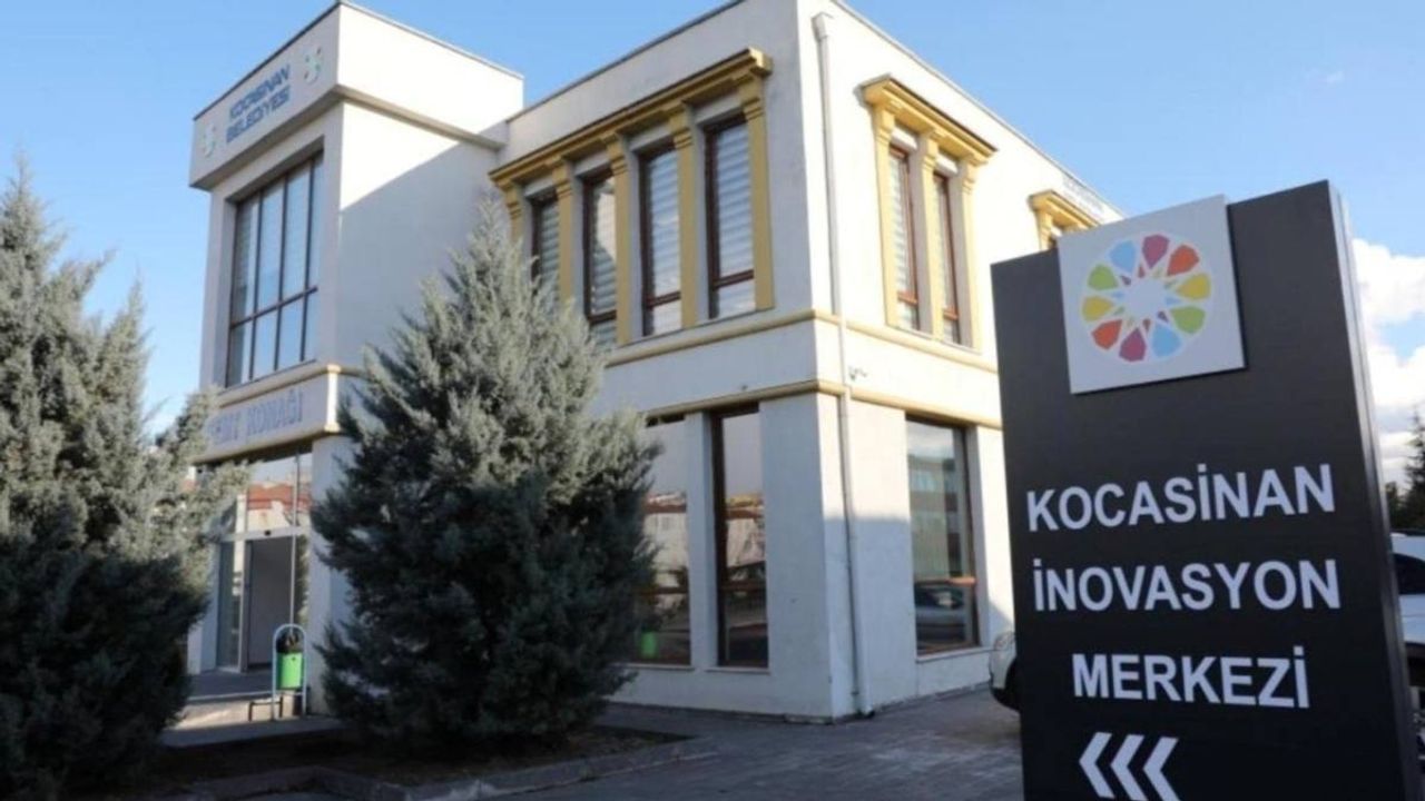 Kayseri Kocasinan’da teknoloji üssü: Gençler robotik ve yazılımla buluşuyor!