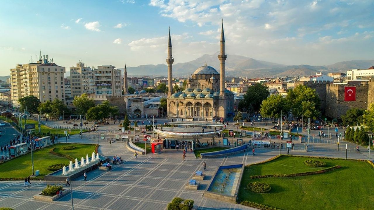 Kayseri’de sıcaklıklar düşüyor! Yağış kapıda