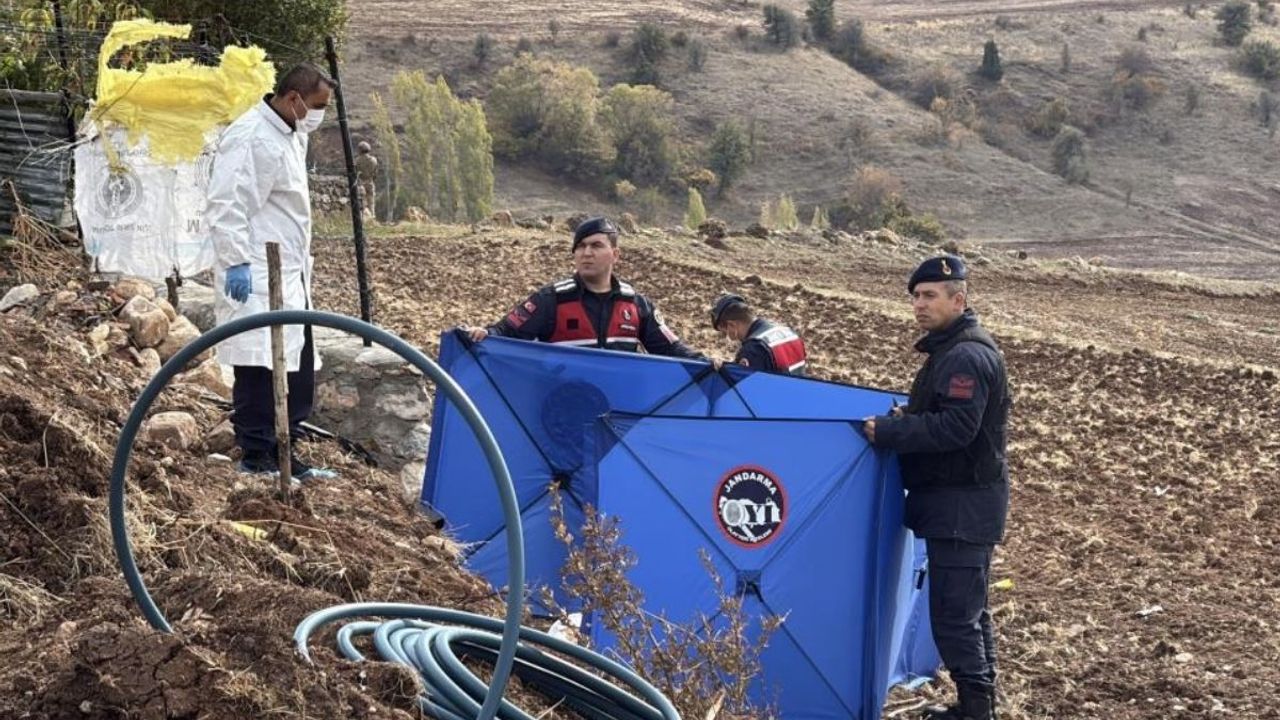 Arazi kavgasında komşusunu öldüren adam jandarmaya ateş açtı!