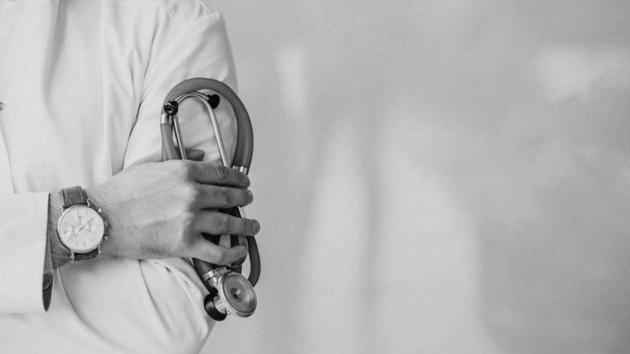 Kayseri'de sağlık camiasını yasa boğan ölüm! Acı haberi il sağlık müdürü duyurdu