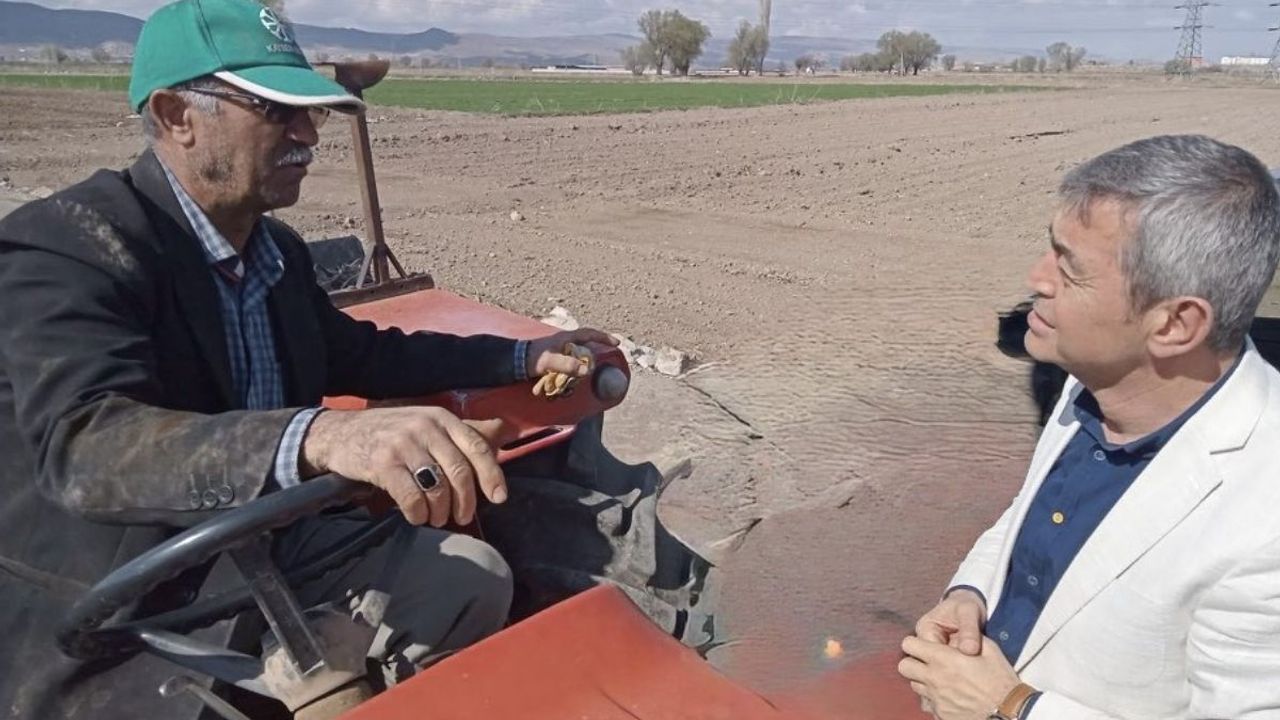 İYİ Partili Yücel: Çiftçinin umudu tükendi, gelecek korkutuyor!