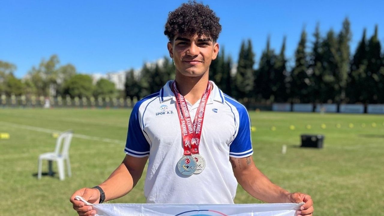 Kayserili sporcu Kutay Tek’ten büyük başarı: İki madalya birden kazandı