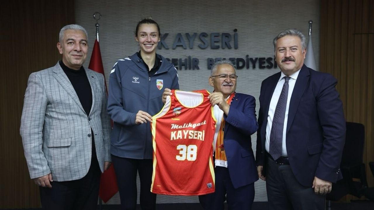 Başkan Büyükkılıç: ‘Kayseri sporda örnek bir şehir’