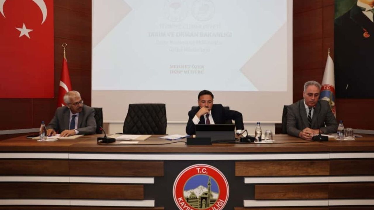 İl hayvanları koruma kurulu, Vali Çiçek başkanlığında önemli kararlar aldı