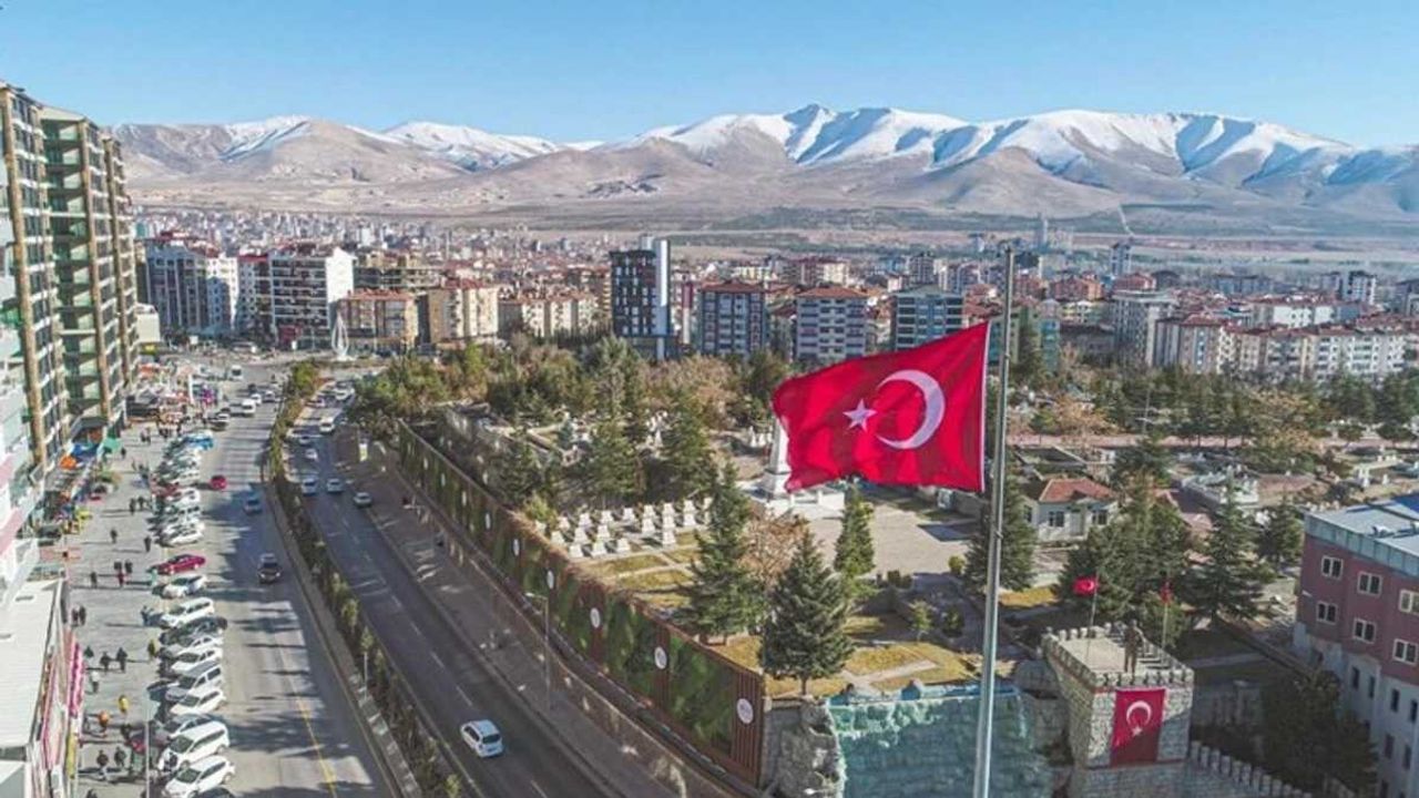 Niğde’de yasaklı madde operasyonu: 4 gözaltı!