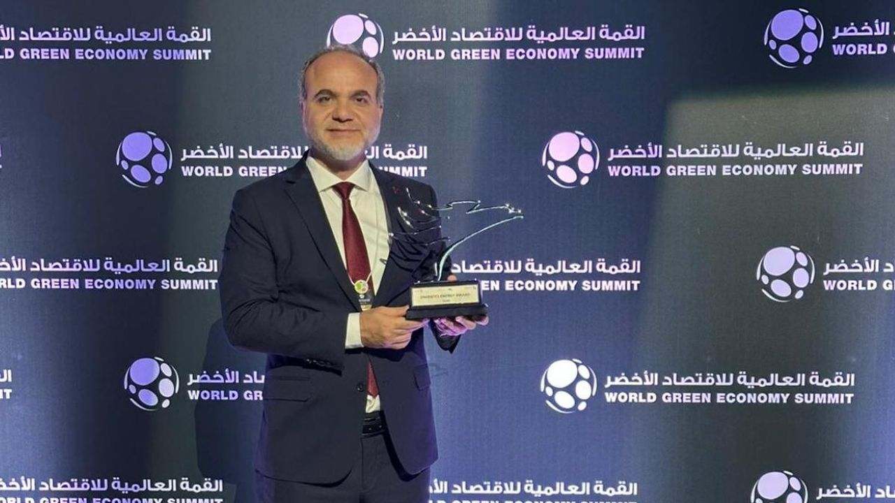 Yeşil Enerji Evi Projesi NÖHÜ'ye Dubai'de ödül kazandırdı!