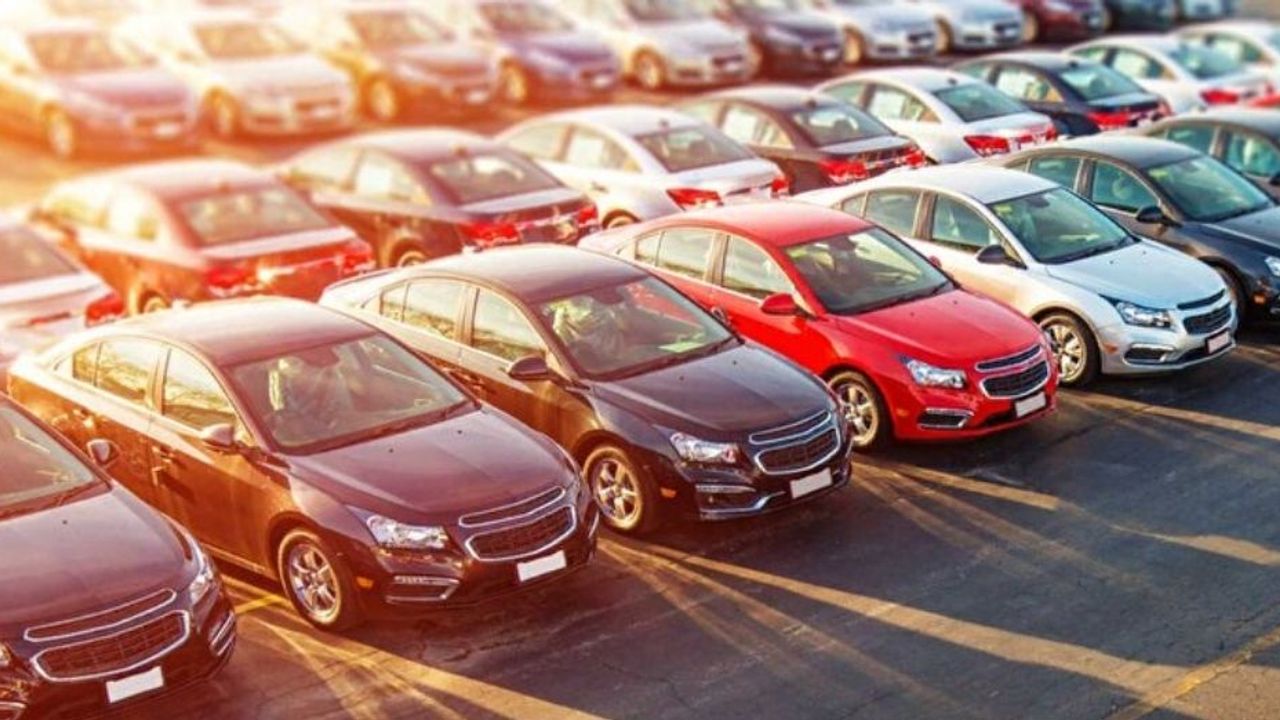Türkiye’de en çok satılan otomobiller belli oldu: Lider Renault