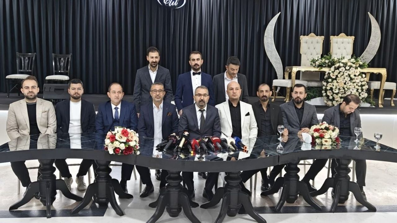 Refik Karakuzay:Kayseri Sarraflar ve Kuyumcular Derneği’ni oda yapmak için aday oldum