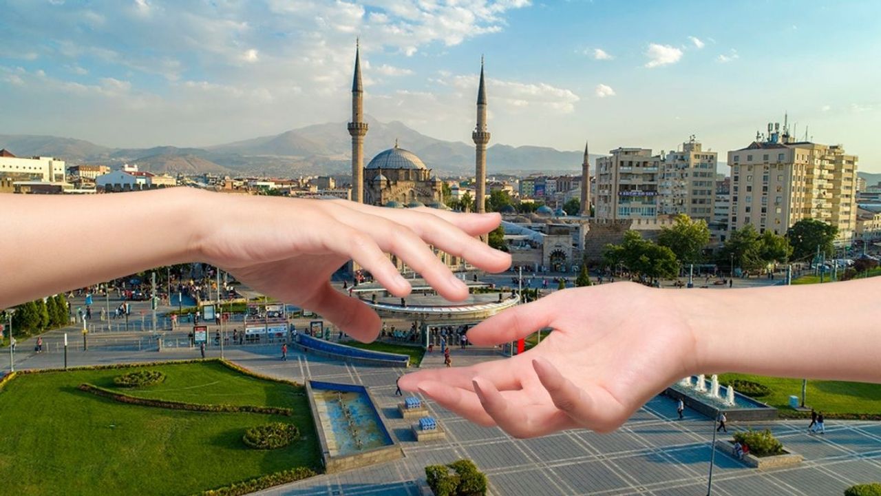 Kayseri Büyükşehir sessiz çığlıklara kulak veriyor: ‘Sırdaşın Olayım’ projesi 2 bin gence ulaştı