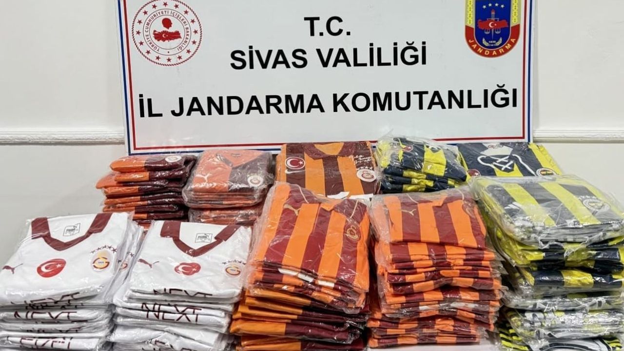 Kaçak ürün baskını! Tütün, forma ve elektronik sigara ele geçirildi