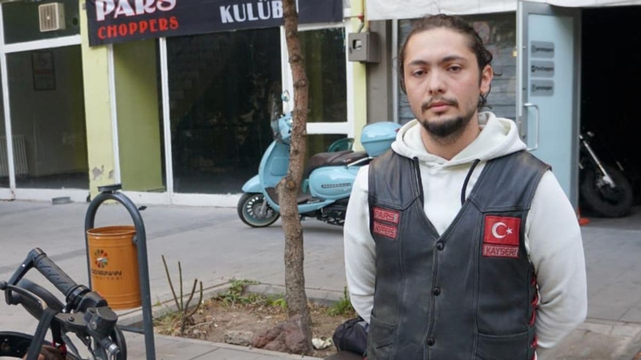 Motosikletliler trafikte görmezden geliniyor: 'Sıkıştırılıyoruz, yol hakkımız çiğneniyor'