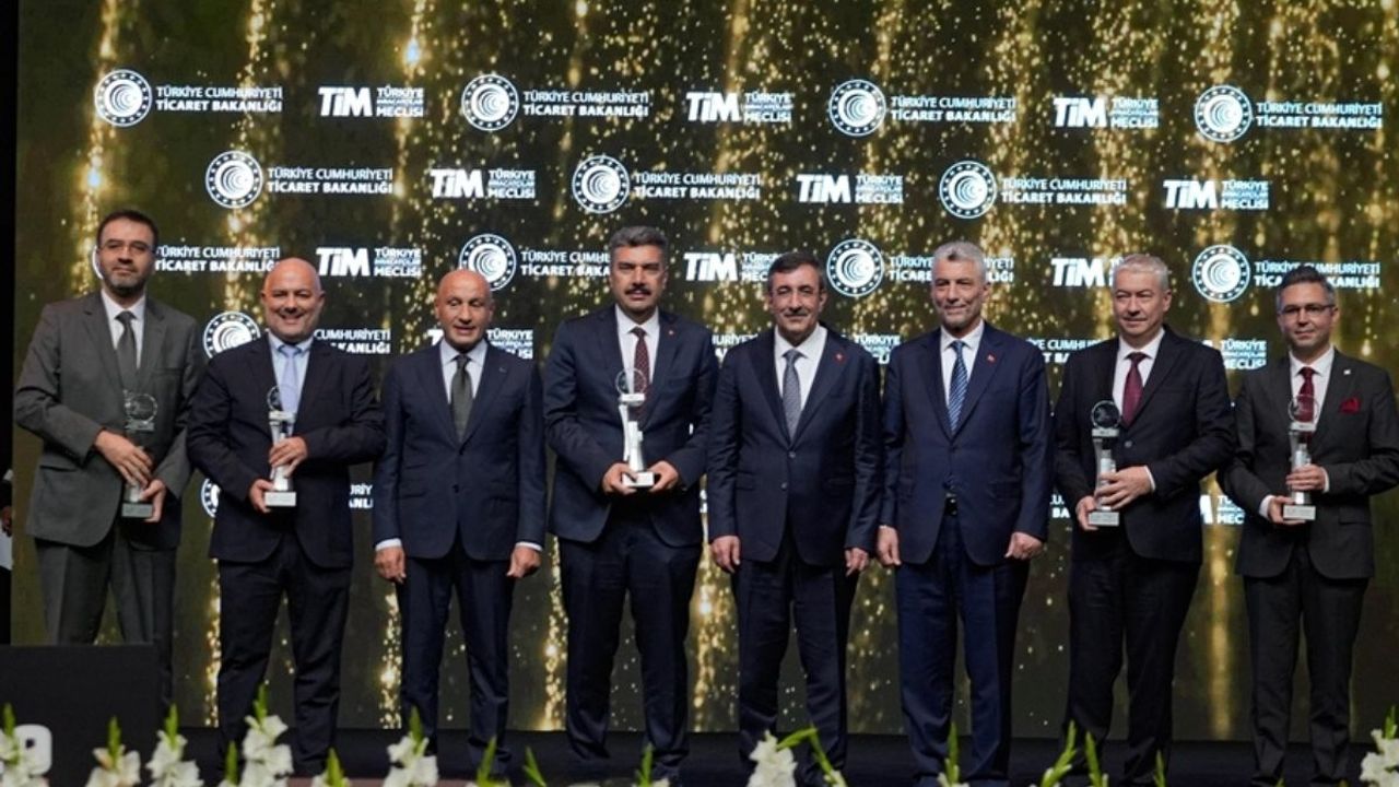 Gazze’ye dua, Türkiye’ye vizyon: Gültepe’den güçlü konuşma