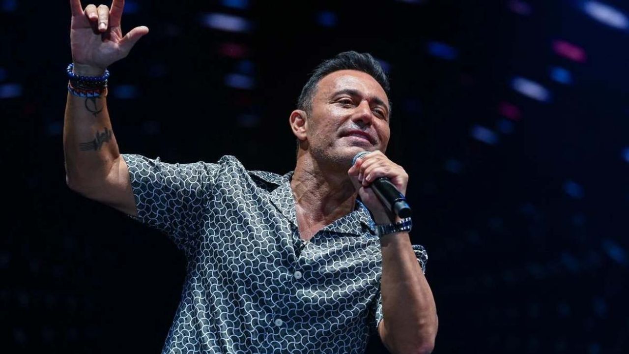 Türkiye tarihinde bir ilk: Mustafa Sandal’a süresiz global sanatçı statüsü verildi!