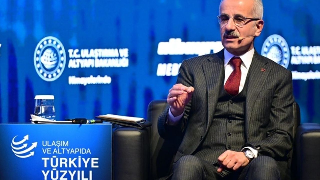 “Halkın mı Bakanı şirketlerin mi?”