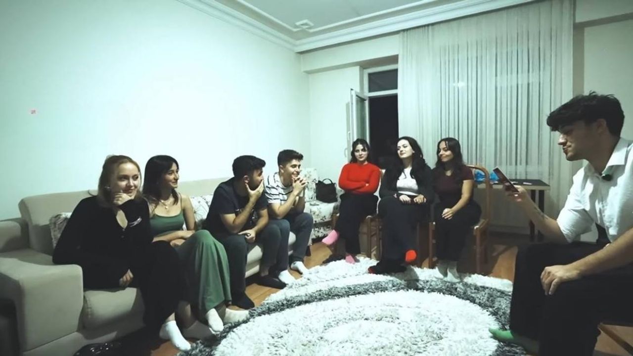 Kayseri yağlaması elle mi yenir: Öğrenci evinde tartışma büyüdü!