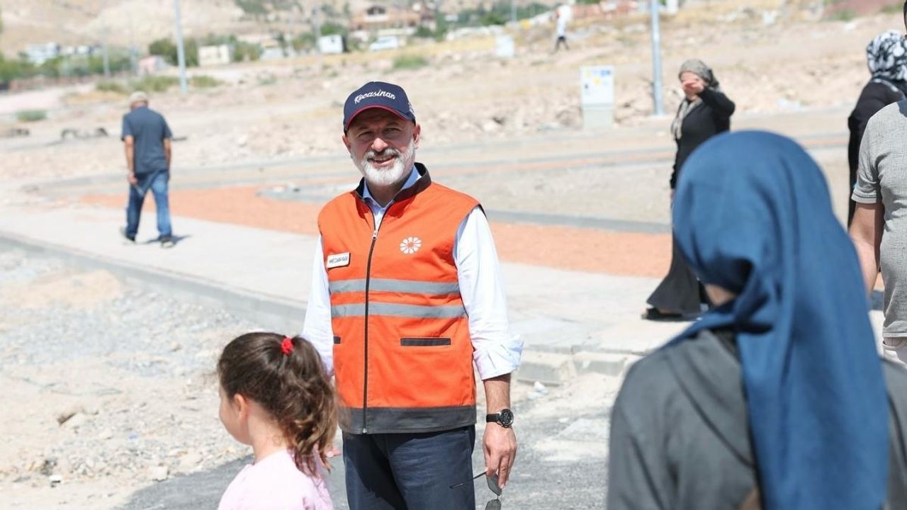 Kocasinan Belediyesi'nde kentsel dönüşüm devam ediyor: Yeni yaşam alanları yükseliyor!