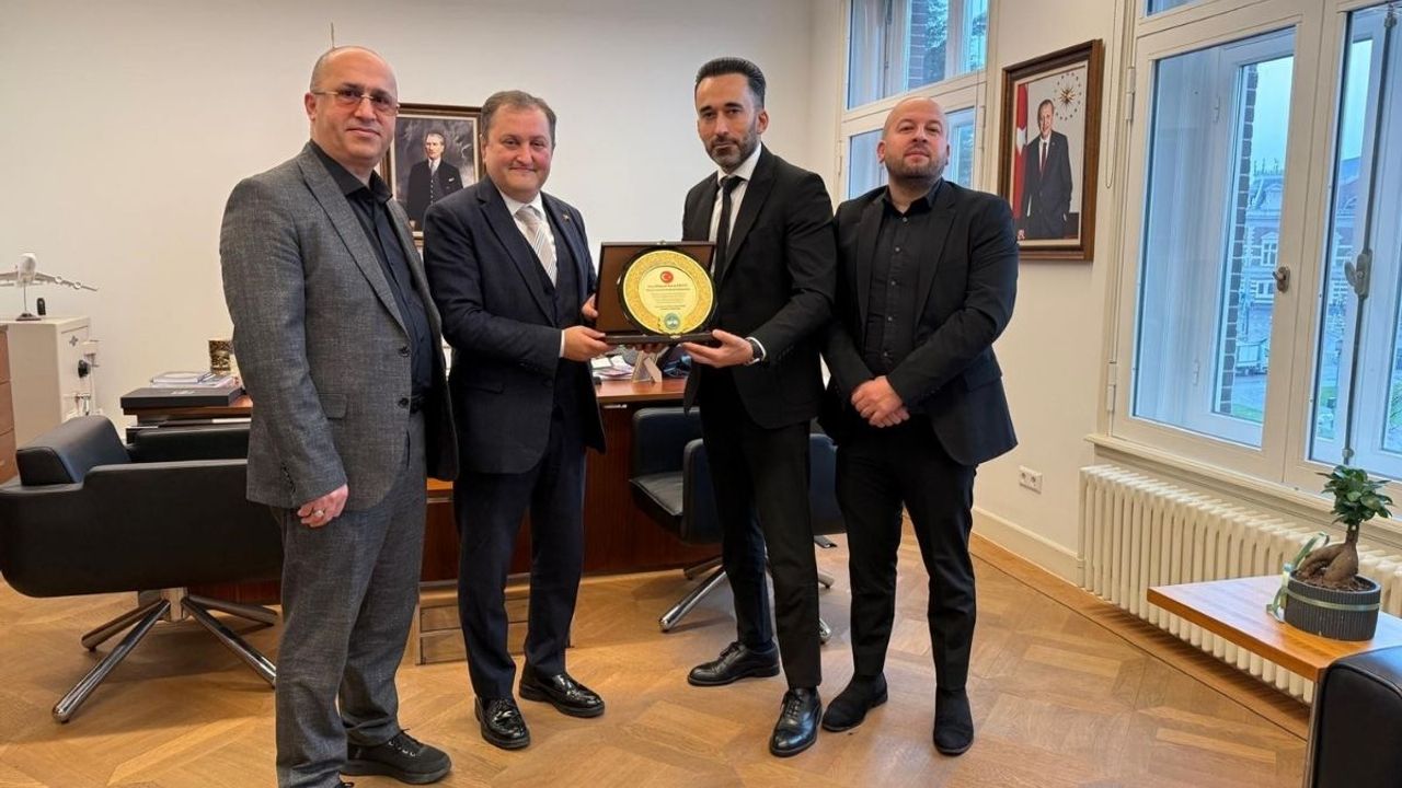AKİB yönetiminden Amsterdam Başkonsolosu’na ziyaret