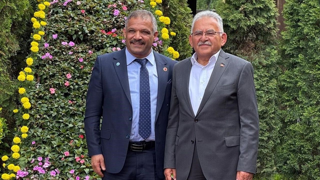 AKİB’den Vali Çiçek ve Başkan Büyükkılıç’a övgü dolu sözler