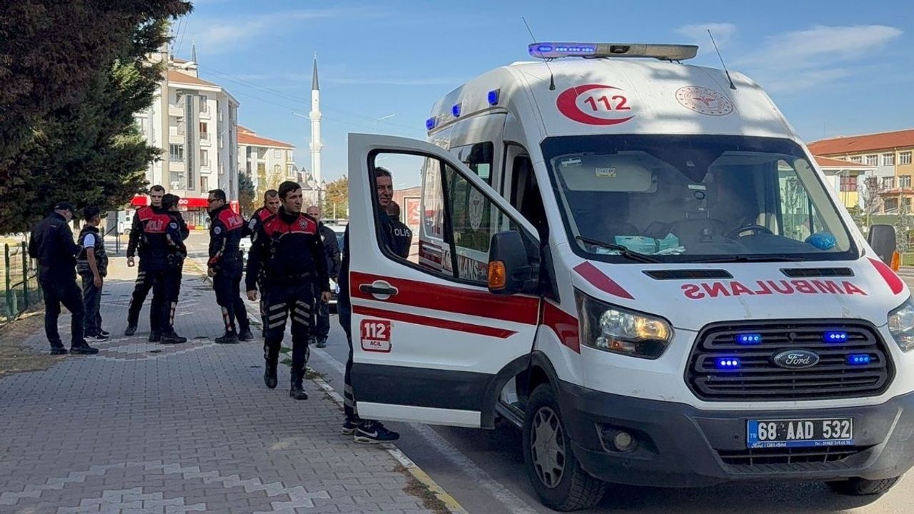 Aksaray’da ‘Yan Baktın’ tartışması kanlı bitti: 16 yaşındaki genci acımasızca bıçakladılar