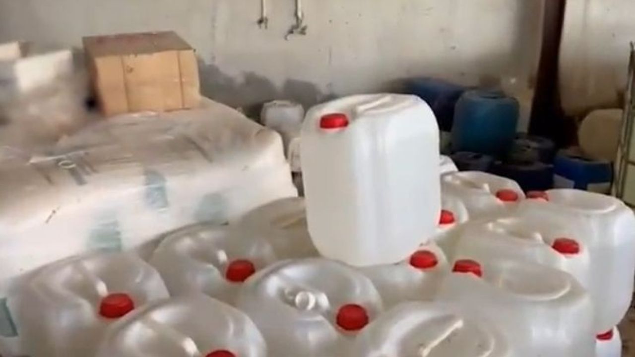 Alkollü içki kaçakçılığı ve sahtecilik operasyonu: 179 gözaltı