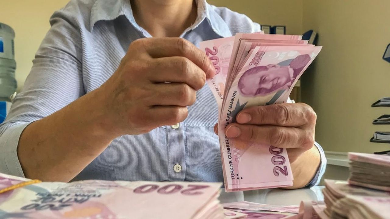 HAK-İŞ’ten asgari ücret tepkisi: 'Milyonların ücretini TİSK’e mi bırakacağız?'