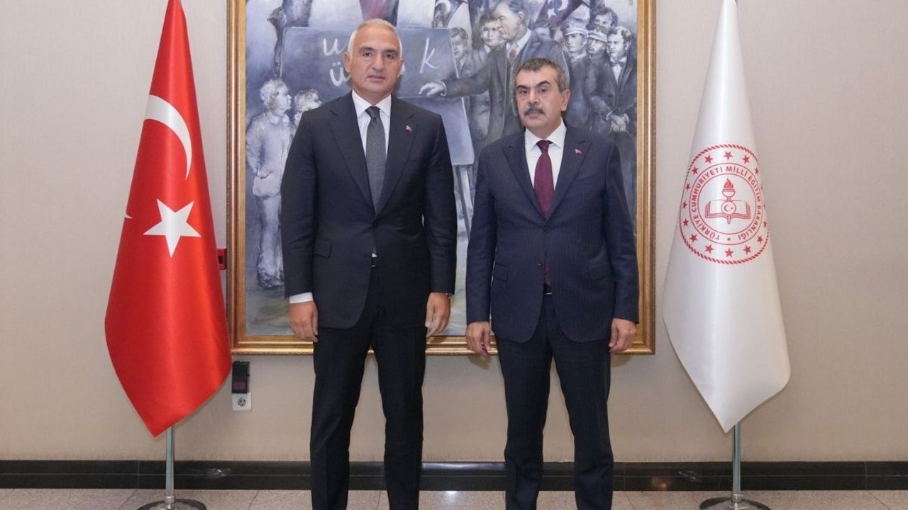 Bakan Tekin ve Bakan Ersoy kültür, sanat ve eğitim iş birliğini görüştü
